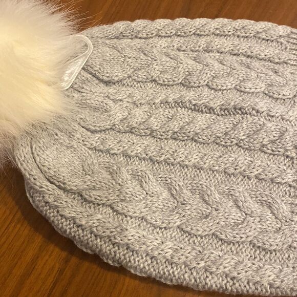 J. Crew Factory Cable Pom-pom Beanie Hat Heather Gray Cream Dusk Acrylic NWT - Picture 8 of 8